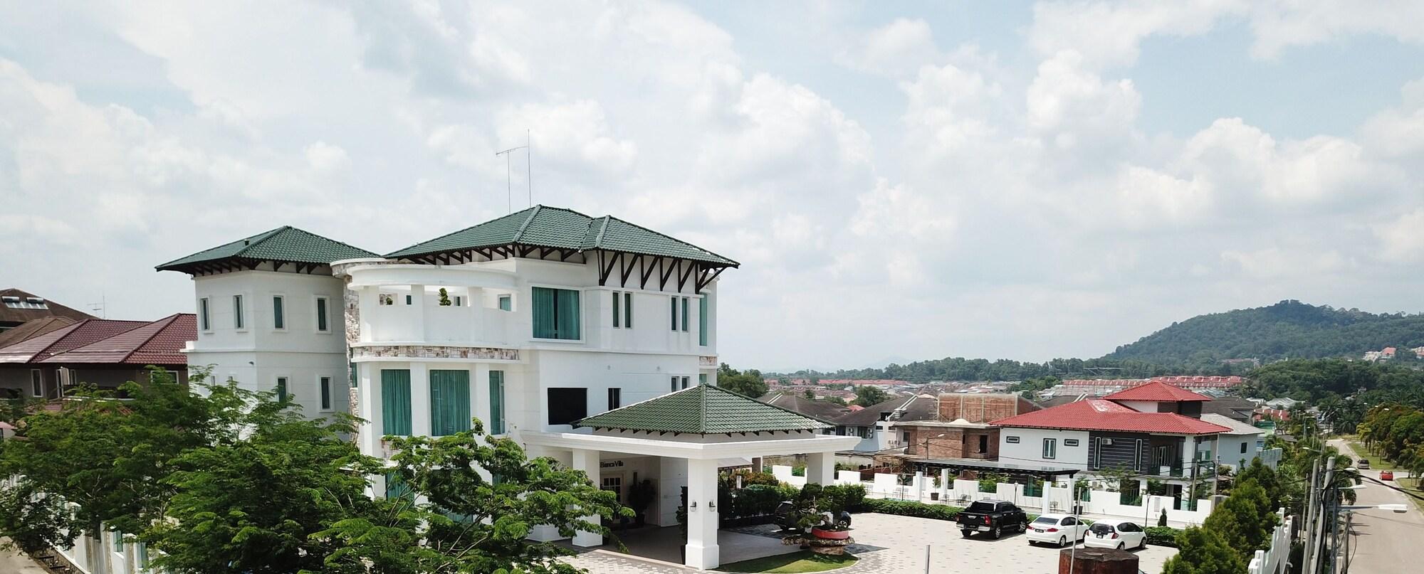 Casa Bianca Hotel Keluang Luaran gambar
