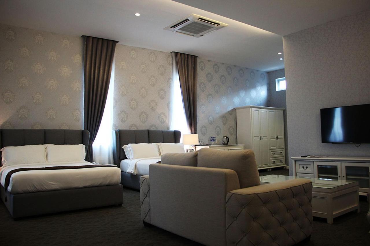 Casa Bianca Hotel Keluang Luaran gambar